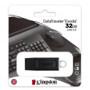USB-флеш 32GB Kingston DataTravele Exodia (черно-белая) — 2